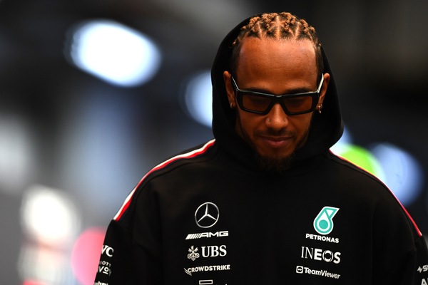 Il Circus è a Las Vegas, Hamilton: F1 rispetti la gente del posto