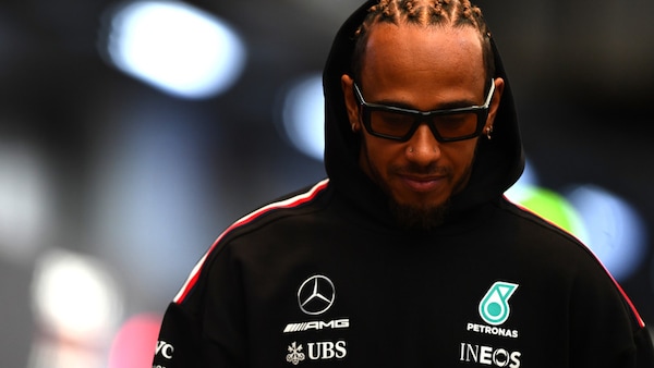 Il Circus è a Las Vegas, Hamilton: F1 rispetti la gente del posto