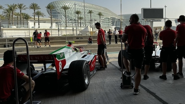 Antonelli e Bearman, Prema al top nel primo giorno di test F2
