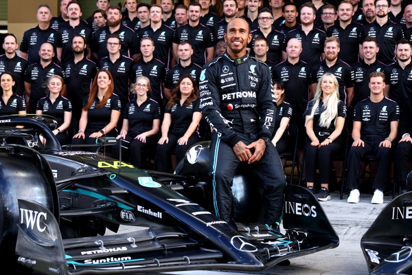Lewis Hamilton: 2 anni senza vittoria, ma... still he rises