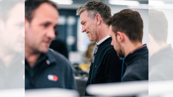 Mercedes W15, prima accensione della power unit 2024