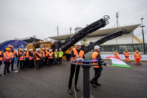 Monza, via ai lavori: asfalto e tribune nuove, Paddock Club moderno