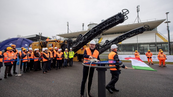 Monza, via ai lavori: asfalto e tribune nuove, Paddock Club moderno