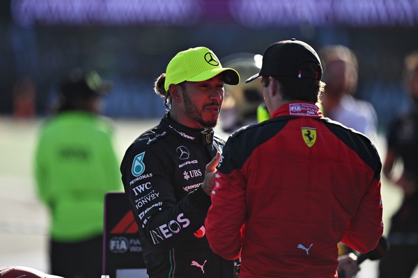 Hamilton-Ferrari fa sognare ma tutti rischiano grosso