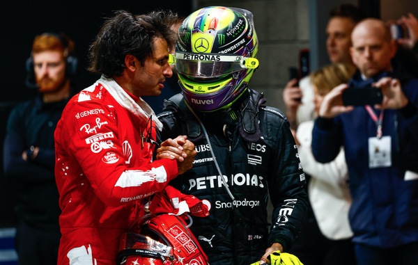 Clamoroso Hamilton andrà in Ferrari: le indiscrezioni da Regno Unito e Spagna