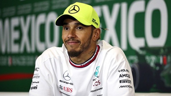 Hamilton alla Ferrari: ecco quanti soldi guadegnerà