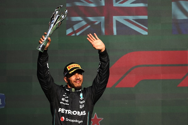 Lewis Hamilton, una carriera da record: dal debutto in McLaren alle vittorie Mercedes