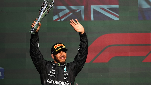 Lewis Hamilton, una carriera da record: dal debutto in McLaren alle vittorie Mercedes
