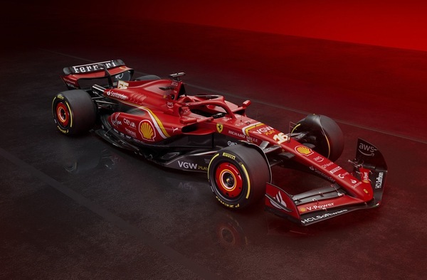 Nuova Ferrari F1 SF-24, il cambiamento è netto e si vede