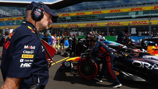 Red Bull RB20 fa già parlare: dove sono le prese sulle pance?