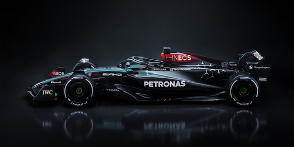 Mercedes W15, Russell: "Due anni difficili, ma il nostro percorso ci renderà più forti"