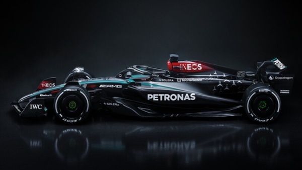 Mercedes W15, Russell: "Due anni difficili, ma il nostro percorso ci renderà più forti"