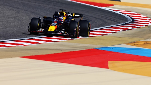 Red Bull verso il GP del Bahrain, Verstappen: "Entusiasta di ripartire"