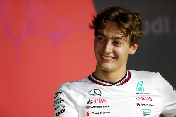 Russell pronto ad accogliere Verstappen: "Sarebbe interessante"