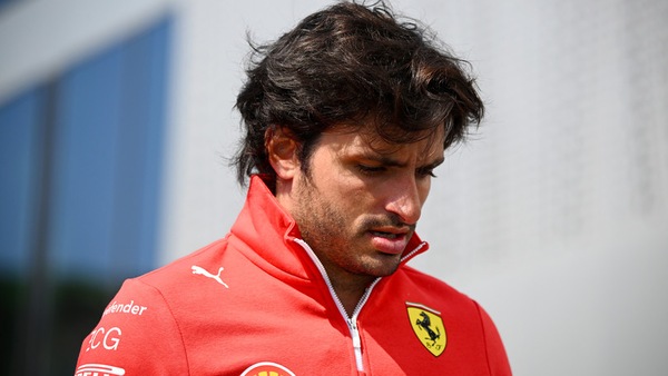 Ferrari, Sainz ko per appendicite, Bearman al suo posto in Arabia Saudita