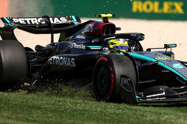 Wolff, Hamilton e la Ferrari al di là della siepe: "Non è la sua priorità"