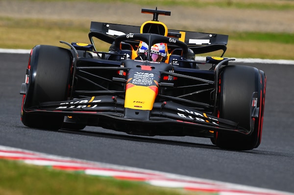 GP Giappone, qualifiche: 1-2 Red Bull con Verstappen in pole, Sainz 4°, Leclerc 8°