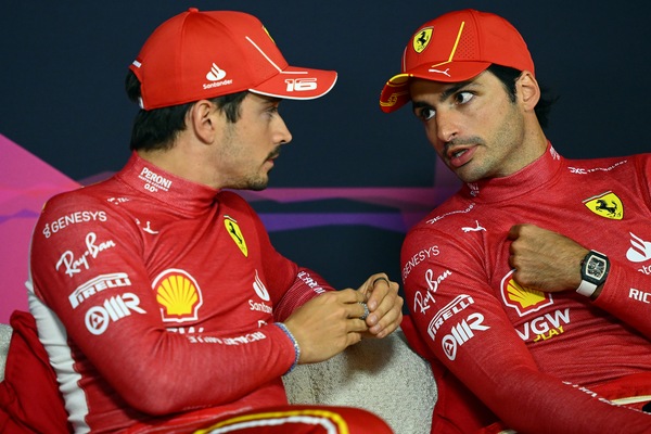 Leclerc ha la "sindrome Sainz"? C'è aria di gelosia in Ferrari