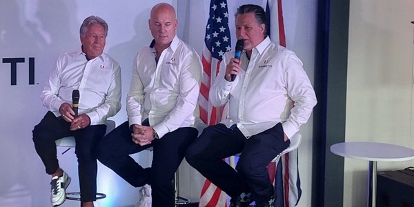 Andretti va avanti come un caterpillar