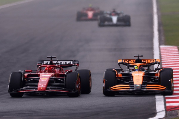 Leclerc: "Sorpresi dalla McLaren: per la Ferrari è stato imprevedibile..."