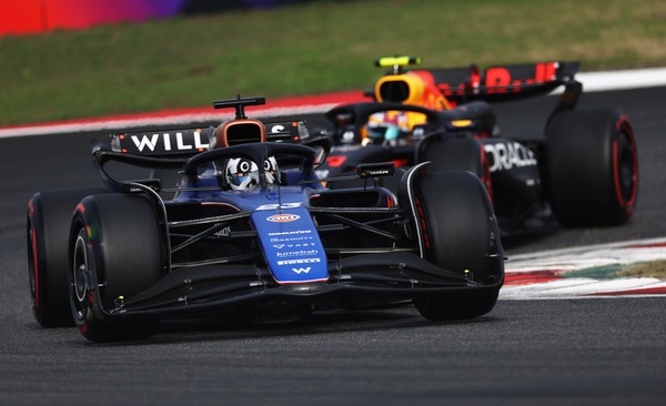 Mercato piloti, Albon annuncia il suo futuro: ecco perché resta in Williams
