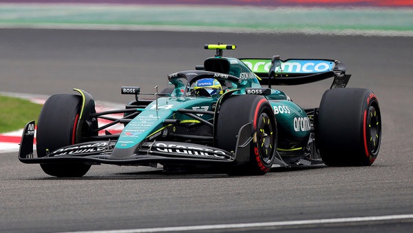 Aston Martin aggiornata a Imola: "Lavoriamo per migliorare in gara"