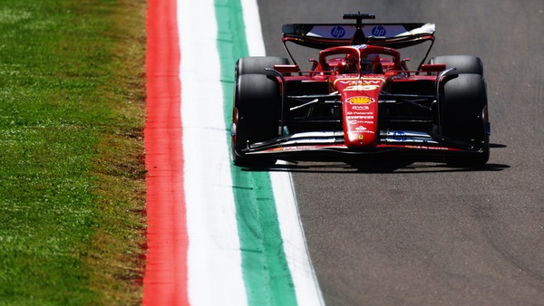GP Imola, FP1: comanda Leclerc, poi Russell e Sainz