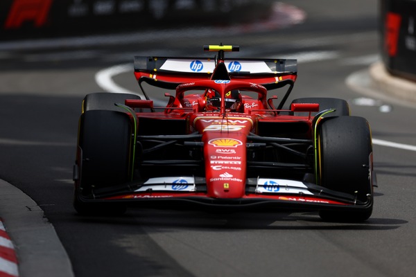 Mercato piloti, Sainz piace alla Williams. Vowles: "Carlos, chi?"