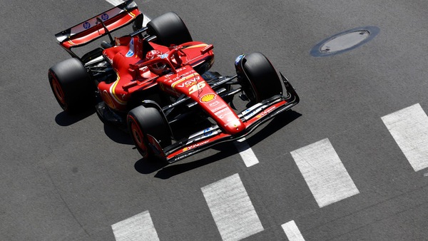 Vasseur: "Leclerc sta volando, ma la vittoria non è scontata"