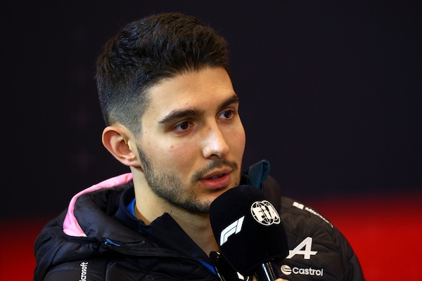 Ocon lascia Alpine a fine stagione: è ufficiale