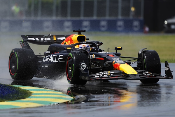 Horner: "Per Verstappen problemi al sistema di recupero dell'energia, PU ok"
