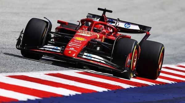 Leclerc: "Non siamo veloci, dobbiamo provare qualcosa sull'assetto"