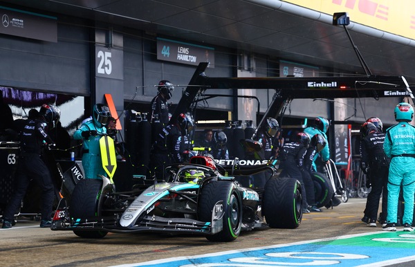 Hamilton: "Non riesco a smettere di piangere. Pensavo di non essere più all'altezza..."