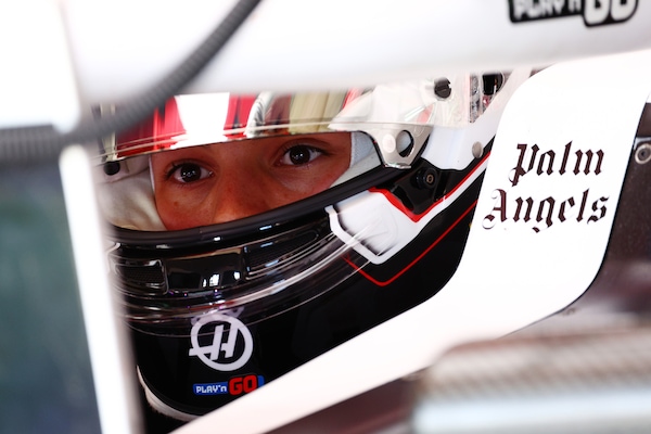 Test Pirelli, tocca alla Haas: a Silverstone girano Fittipaldi e Bearman