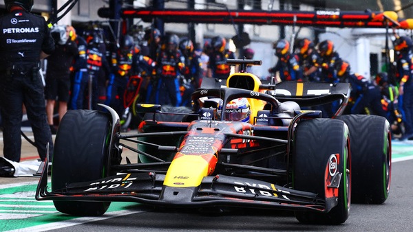 Verstappen: "RB20 al limite del potenziale? Mi rifiuto di crederlo"