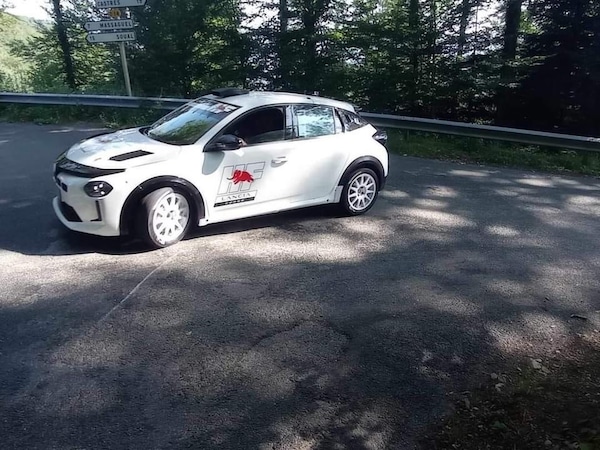 La Lancia Ypsilon muove i primi passi
