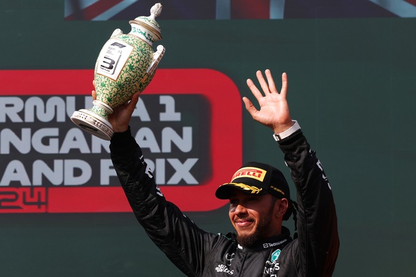 Hamilton: "Incidente con Verstappen? Lui ha colpito me, ma è stato un..."