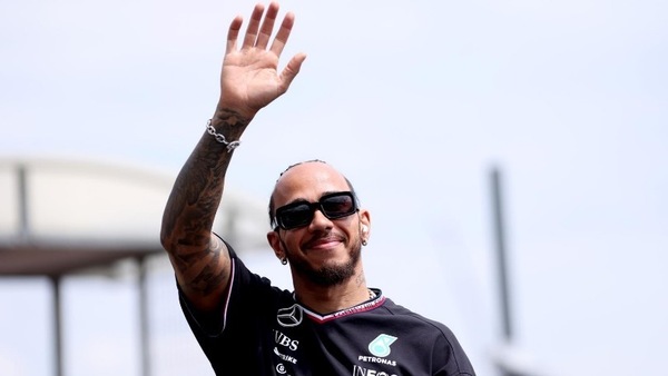 Hamilton e la rivelazione folle su tutti i suoi trofei: "Dovrò comprare una..."
