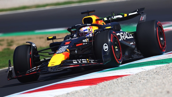 GP Italia, FP1: Verstappen davanti, poi Leclerc. Antonelli ko