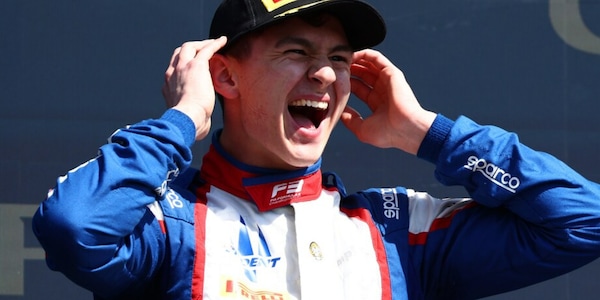 Formula 3, Leonardo Fornaroli è campione