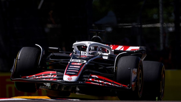 Haas, ufficiale: Bearman al posto di Magnussen al GP Azerbaijan