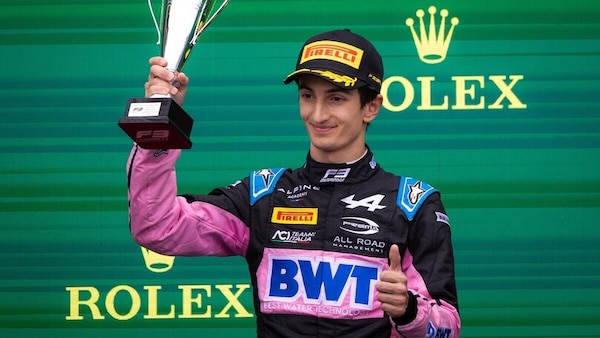 Formula 2 a Baku, c'è Mini al posto di Bearman