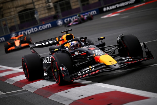 Red Bull senza livrea speciale e Verstappen vuole una RB "morbida"