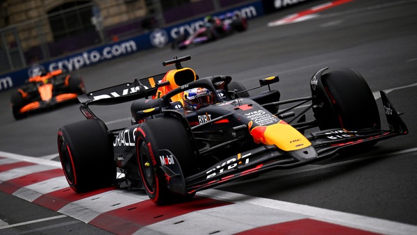 Red Bull senza livrea speciale e Verstappen vuole una RB "morbida"