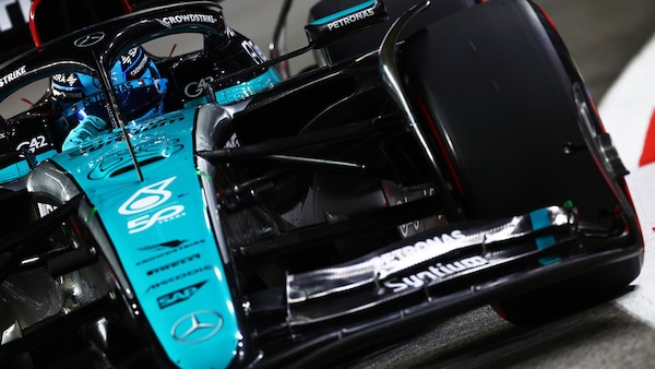 Red Bull pensa a Russell, Wolff replica al "solito" Horner