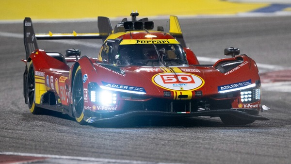 WEC Bahrain: prima fila tutta Toyota ma Ferrari non molla