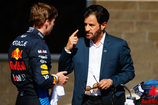 I piloti F1 uniti contro il presidente della FIA Ben Sulayem: nel mirino multe e linguaggio