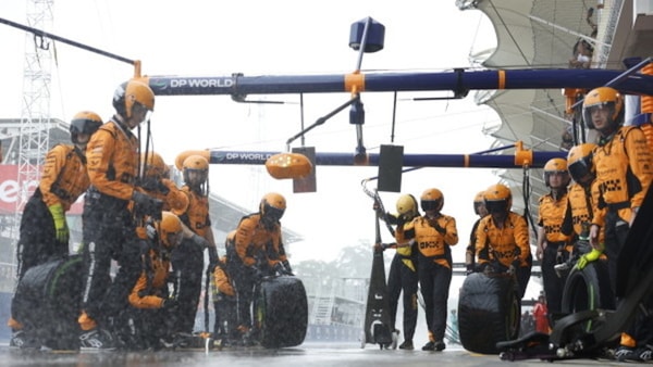 Red Bull accusa McLaren: dentro le gomme di F1 c'è davvero dell'acqua?