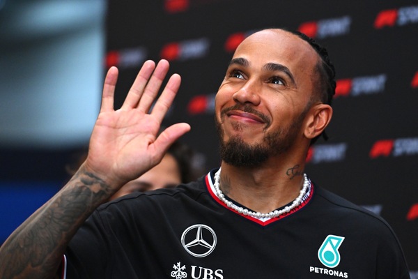Hamilton in Ferrari, ecco con quale Rossa avverrà l'esordio