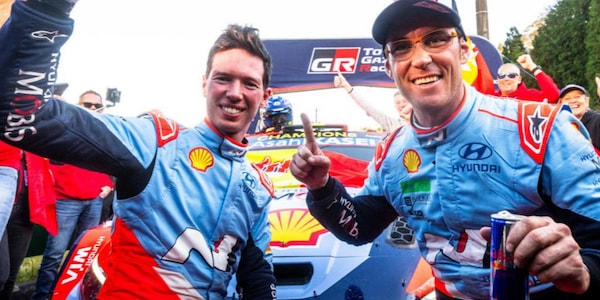 WRC, Neuville e Toyota campioni del mondo